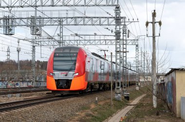 Speed DC elektrikli çoklu birimler ES2GP-004 