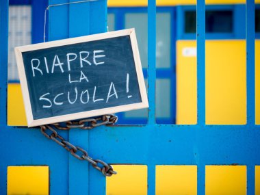 RIAPRE LA SCUOLA!