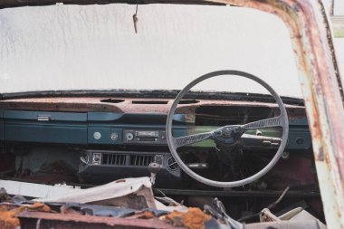 Tayland bir mola için bekleyen eski araba.