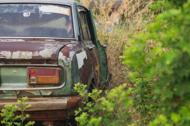 Tayland bir mola için bekleyen eski araba.