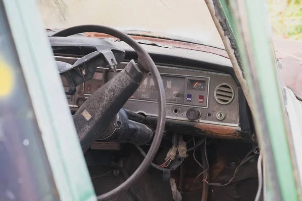 Stary Samochód Czekając Przerwę Tajlandii — Zdjęcie stockowe