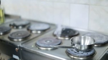 Çalışma yüzeyinin ve mutfak