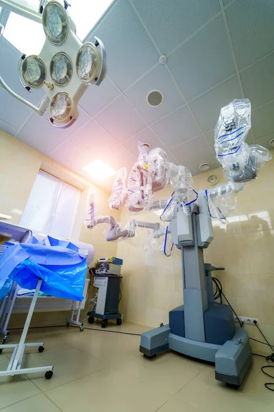 Medical robot. Robotic Surgery. Medical operation involving robot. Minimally invasive robotic surgery.