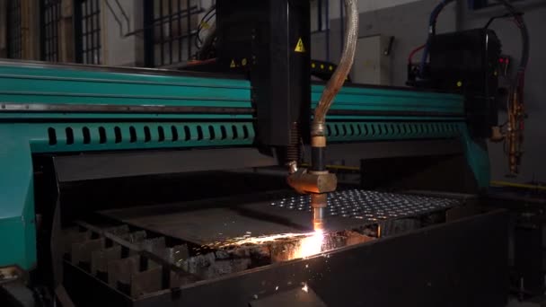 Laser Cutter Cuts Metal Parts Industrial Machine Cnc Plasma Laser — Stock Video