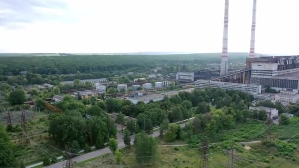 Luftaufnahme Der Alten Fabrik Stadt Mit Luftverschmutzung Durch Fabrik — Stockvideo