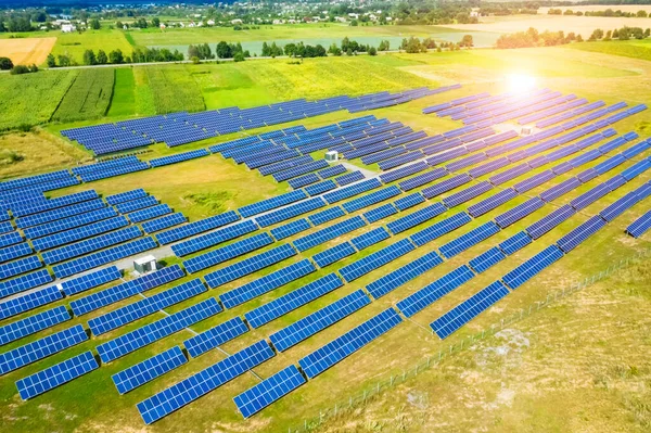 Producción Baterías Solares Panel Energía Solar Energía Verde Electricidad Paneles — Foto de Stock