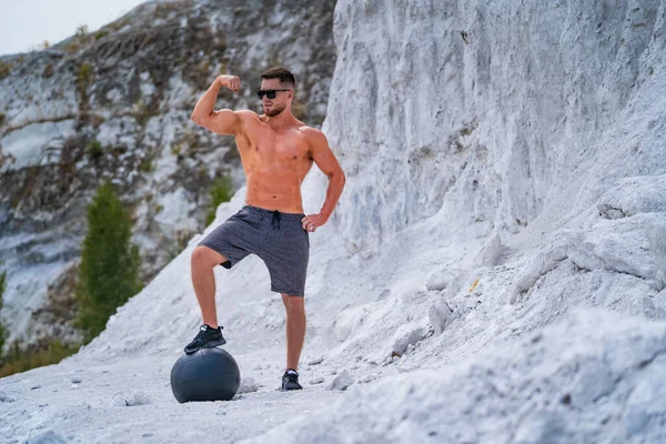 Strong pose Images Search Images on Everypixel