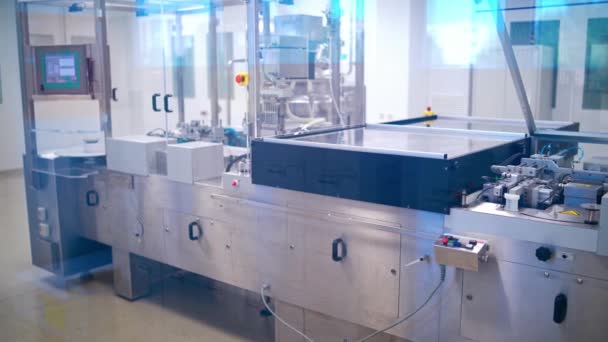 Concepto Farmacéutico Industrial Trabajadores Control Calidad Examinando Pastillas Laboratorio — Vídeos de Stock