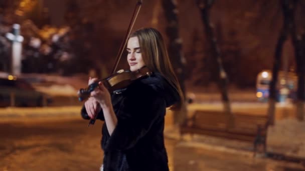 Young Girl Playing Violin Outdoors Professional Violinist Woman Violin Late — Stock Video