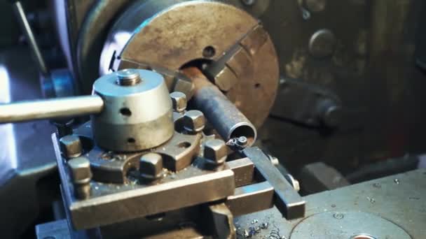 Lathe Processes Metal Blank Factory Shavings Fall Floor Room Close — Stock Video