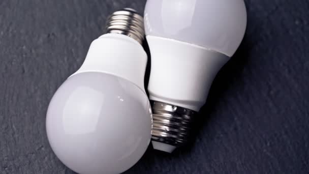 Close Light Bulbs Table — Stock Video