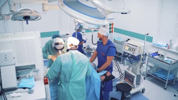 Ιατρική Διαδικασία Στο Χειρουργείο Νέα Τεχνολογία Ομάδα Ειδικών Στην Ιατρική — Αρχείο Βίντεο
