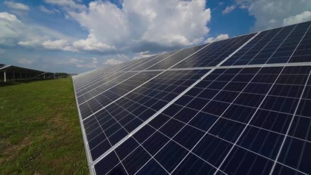 Sonnenkollektoren Kraftwerk Quelle Ökologischer Erneuerbarer Energien — Stockvideo