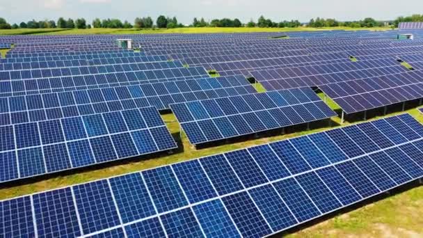 Painéis Solares Central Eléctrica Fonte Energia Renovável Ecológica — Vídeo de Stock