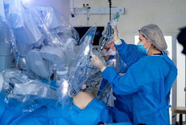 Da Vinci Cerrahi. Robotla ilgili tıbbi operasyon. Tıbbın Geleceği