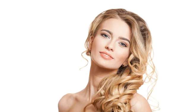 Blond beauty with healthy hair. — Stock Photo, Image