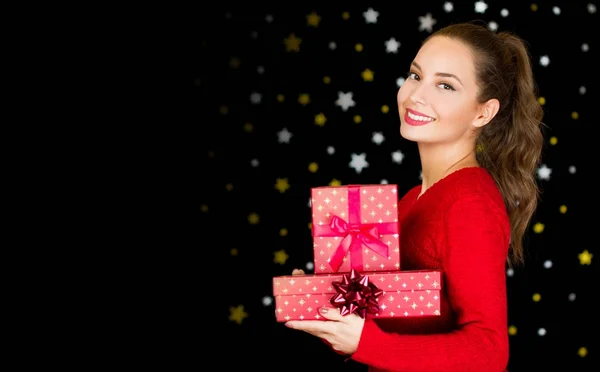 Diversão de Natal com beleza morena . — Fotografia de Stock