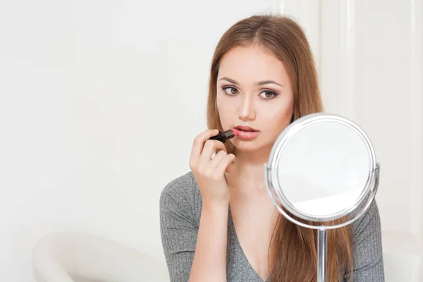 Increíble belleza maquillaje . — Foto de Stock