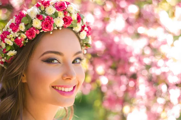 Verbazingwekkende natuurlijke schoonheid van de lente. — Stockfoto