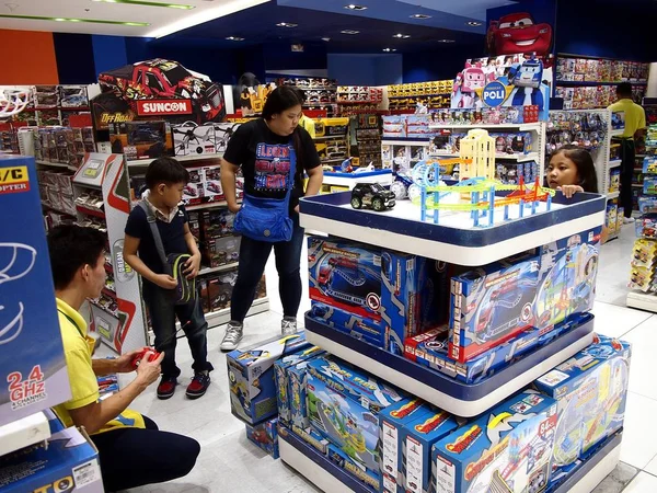 An assortment of toys on display at a store. — Stock Photo, Image