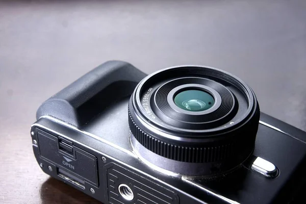 Digitális mirrorless kamera — Stock Fotó