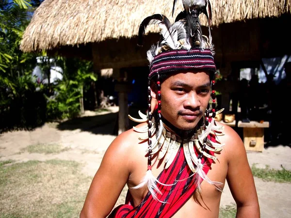 Kültür Mabalacat, Pampanga Clark alanında performans Nayong Pilipino içinde Show'da.