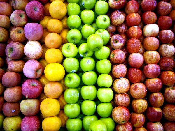 Fresh orange and green and red apple — Stock Photo, Image