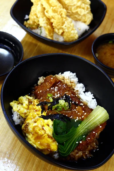 Katsudon recién cocinado — Foto de Stock