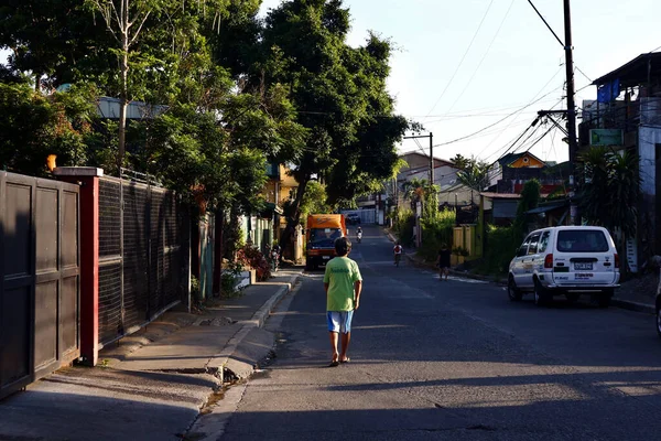 Antipolo City Philippines May 2020 Man Walking Empty Street Beautiful — Stock Photo, Image