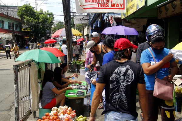 Antipolo City Filipinas Maio 2020 Pessoas Lotam Rua Mercado Público — Fotografia de Stock