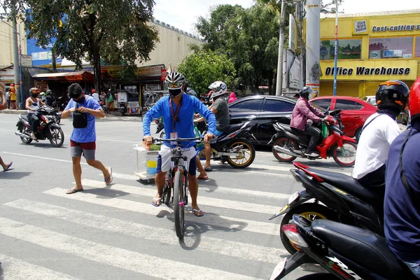 Antipolo City Filipinas Maio 2020 Pessoas Lotam Rua Após Regras — Fotografia de Stock