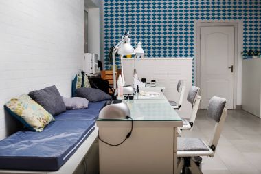 Manikürcü işyerinde Güzellik Salonu.