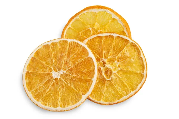 Stapel gedroogde sinaasappelschijfjes geïsoleerd op wit — Stockfoto