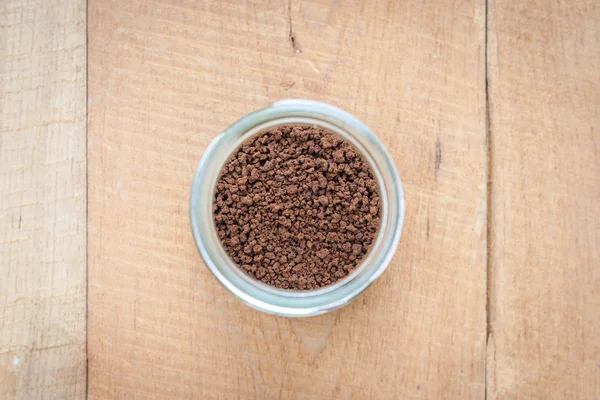 Hazır kahve cam şişelerde 