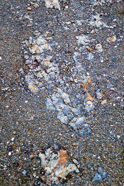 Crushed old asphalt shingle texture — Stock Photo, Image