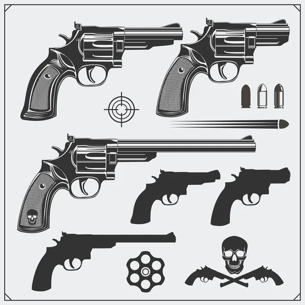 Colección de armas. Revólveres, balas y blanco . — Vector de stock