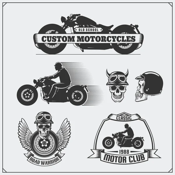 Колекція етикеток ретро мотоциклів, емблем, значків та елементів дизайну. Вінтажний стиль. Монохромний дизайн . — стоковий вектор