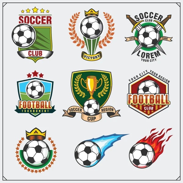 Fútbol Etiquetas de fútbol, emblemas y elementos de diseño. Conjunto de vectores . — Archivo Imágenes Vectoriales