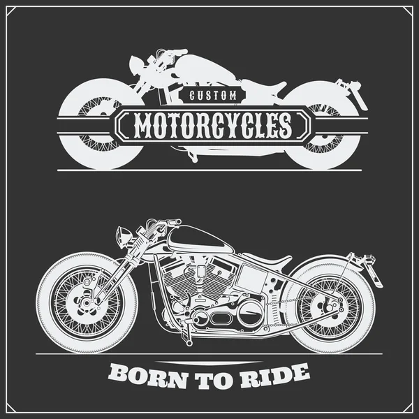 Conjunto de motocicletas. Emblemas del club de motociclistas. Estilo vintage. Diseño monocromático . — Archivo Imágenes Vectoriales