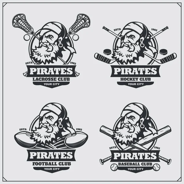 Logotipos y etiquetas de fútbol, lacrosse, béisbol y hockey. Emblemas del club deportivo con pirata . — Vector de stock