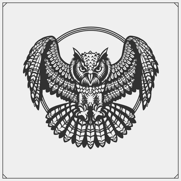 El emblema con búho con alas abiertas . — Vector de stock