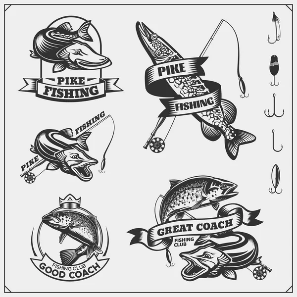 Set af fishing labels with a pike and fishing tackle. Fishing emblems and design elements. Vector. — Stock Illustration Set af fishing labels with a pike and fishing tackle. Fishing emblems and design elements. Vector. Vector Graphics