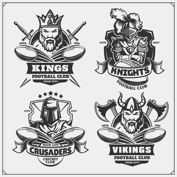 足球徽章 标签和设计元素 体育俱乐部标志与国王 十字军 骑士并且维京 — 图库矢量图片