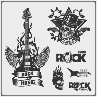 Rock 'n' Roll ve Hard Rock müzik amblemleri, semboller, etiketler ve tasarım elemanları. Tişört için yazıcı tasarımı.