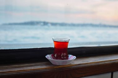 Istanbul'da çay. Boğaziçi, Istanbul. 