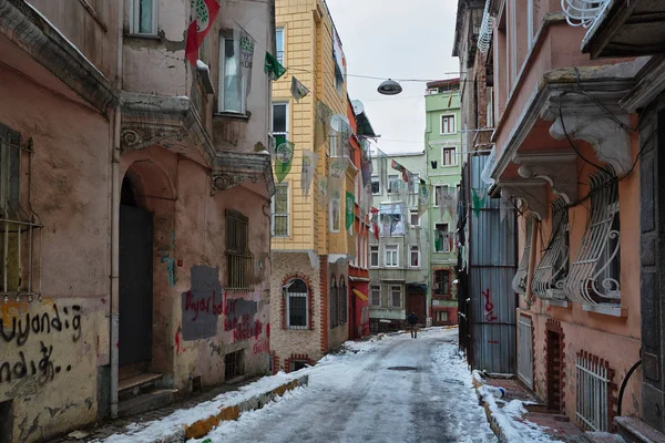 伊斯坦布尔的Tarlabashi - -旅游危险地区. — 图库照片