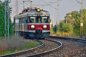 Personenzug. Polnische Eisenbahn.