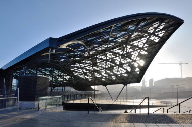 Modern yeraltı tren istasyonu, Lodz, Polonya