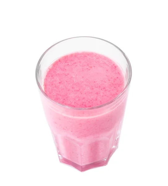 Склянка, повна солодкої рожевої сорочки. Поживний молочний коктейль ізольований на білому тлі. Органічна полунична смугаста . — стокове фото