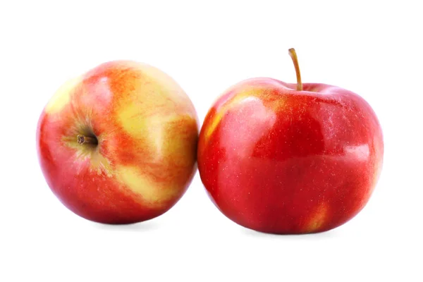 Zbliżenie: słodkie jabłka czerwono żółty, na białym tle na białym tle. Owoce dojrzałe, pożywne, jasne. Zdrowe śniadanie. — Zdjęcie stockowe